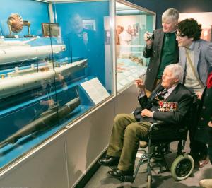 2017-11-25 003 RNSM - MT Tour of Galleries